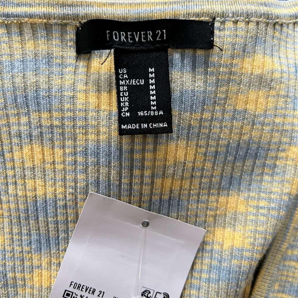 Forever 21 Top - Picture 6 of 6